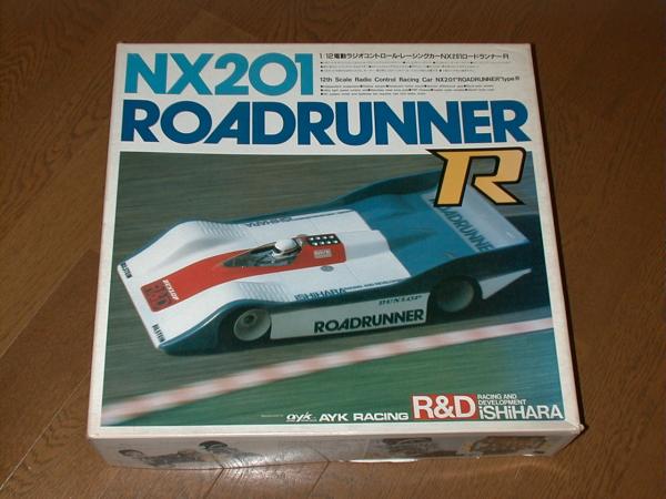 NX201 Roadrunner (caixa).jpg