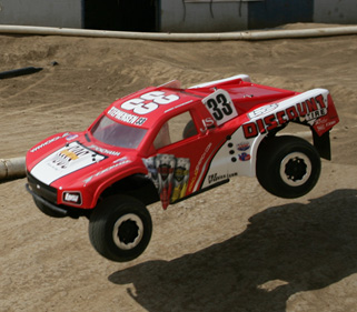 LOSB0128 - TEN-SCTE 4WD SCT RTR - Action 4.jpg