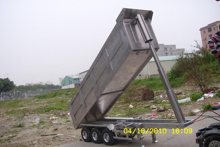 ST832738.JPG